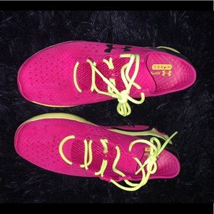 UNDERARMOUR Running/Training Shoes